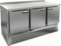 Стол холодильный HiCold GNE 111/TN (полипропиленовая столешница)